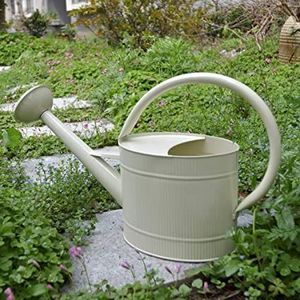 La regadera puede estar hecha de metal de alto calibre para un uso duradero en eventos de temporada o fines decorativos a largo plazo - Product Image 4