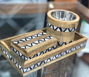 Ensemble de brûleur à oud en bois de luxe avec nacre détaillant ensemble de Bakhoor décoratif idéal comme ensemble cadeau pour les mariages et l'Aïd - Product Image 1