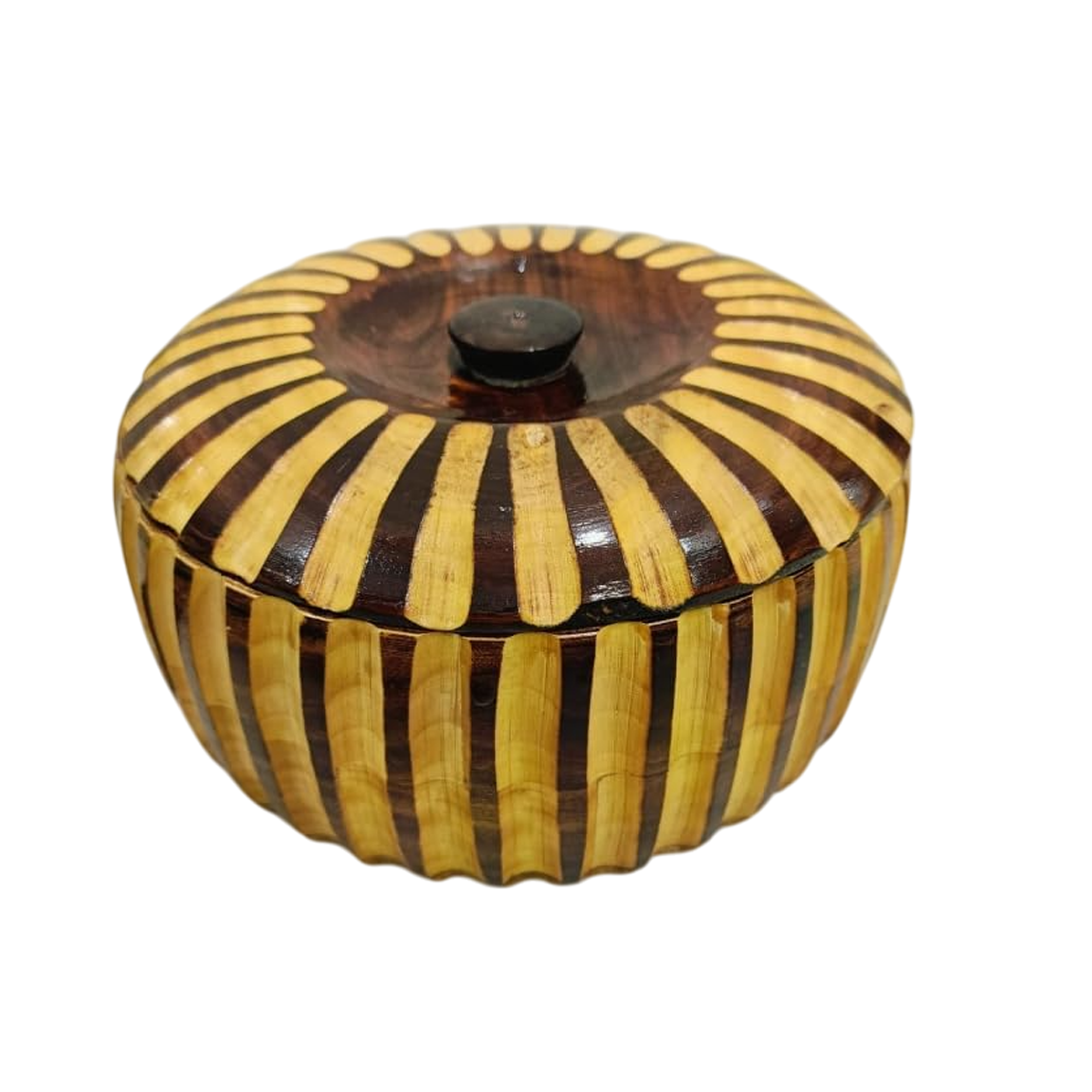 สีน้ำตาล