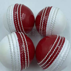 Balles de cricket internationales Hard Ball avec service personnalisé Accessoires de sport disponibles Balle de cricket - Product Image 4