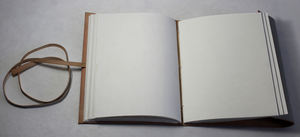 สมุดบันทึกกระดาษฝ้ายทำมือ ดีไซน์ทันสมัย ปกหนังแท้สั่งทำพิเศษ พร้อมโลโก้ด้านหน้าและด้านหลัง - Product Image 5