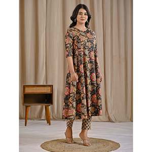 Ensemble Kurta et pantalon en coton imprimé noir Jaal, Salwar Kameez traditionnel ethnique pour filles, tenue de fête pour occasions spéciales, en tissu filet - Product Image 6