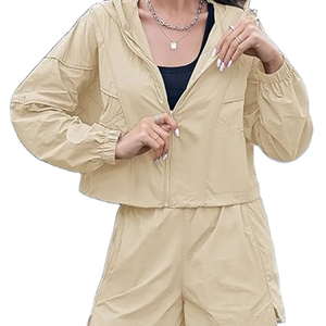 Conjunto Deportivo Informal de Poliéster para Mujer con Logotipo Personalizado, Chaqueta Cortavientos Ligera, Personalización Completa, Venta al por Mayor - Product Image 1