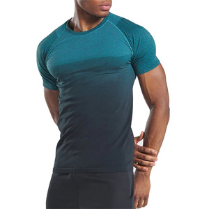Camiseta deportiva personalizada sin costuras para hombre, camisa de algodón y poliéster de color degradado para gimnasio y fitness, venta al por mayor con servicio OEM/ODM - Product Image 4