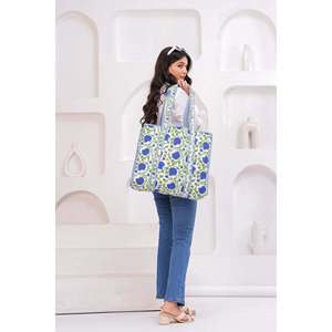 Bolso Tote Azul con Diseño Floral, Bolso de Mano Elegante con Bordado Moderno, Forro de Algodón de Alta Calidad, Cierre Abierto para el Verano - Product Image 5