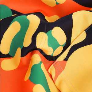 เสื้อฮู้ดดี้ผู้ชายแบบซับลิเมชั่น ผ้าฝ้าย 100% สำหรับฤดูหนาว พิมพ์ลายดิจิทัล ระบายอากาศได้ดี เป็นมิตรกับสิ่งแวดล้อม ปรับแต่งได้ สวมใส่สบายๆ - Product Image 6