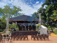 Estructura de Techo Plegable, Duradera y Ligera de Aleación de Aluminio, Instalación Rápida para Escenarios de Festivales de Música y Conciertos