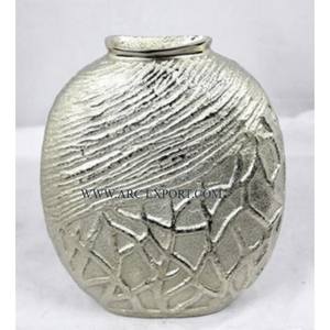 Antique Brass Flower Vases Wedding and Events Designing Luxury Flower Vase <b>Top</b> Selling Handmade New Look Modern Metal Vases - Product Image 5