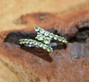 Anillo de Plata de Ley 925 con Peridoto, Joyería Artesanal de Estilo Bohemio para Mujer, Regalo para Chicas - Product Image 3