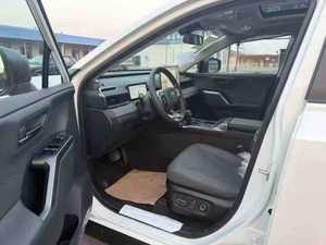 Venta al por Mayor de SUV RAV4 Híbrido 2025, 4.5L de Aspiración Natural, Automático, Euro IV, 5 Puertas, 5 Asientos, Volante a la Izquierda, R18, Techo Panorámico, Cuero - Product Image 3