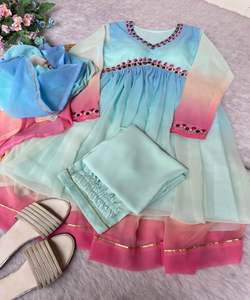 DERNIÈRE GEORGETTE MAIN RÉEL MIROIR TRAVAIL PISHWAS ANARKALI ROBE EN BAS AVEC DUPATTA CASUAL WEAR VÊTEMENT EN GROS PRIX THNIQUE - Product Image 4