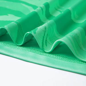 2025 Último diseño Nuevo estilo Uniforme de fútbol de color sólido de calidad premium a la venta - Product Image 4