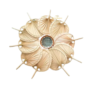 Éventail artisanal en feuilles de palmier, texture naturelle, éventail décoratif rafraîchissant - Product Image 3