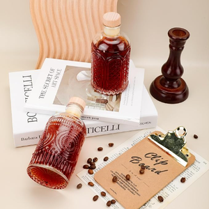 Vidrio estampado OEM 100mL 200ml Vino vacío Licor Espíritu Vodka Madera Corcho Claro Esmerilado Fruta Botellas de vino - Product Image 1