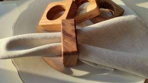 Rondelles de serviette en rotin élégant Décor de table en osier pour table à manger - Product Image 4