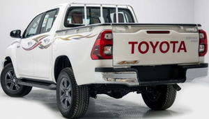 Toyota Hilux HI 2.7L Usada en Buen Estado, Interior Blanco, Exterior Marrón, Motor de Gasolina de 4 Cilindros, Tracción en las 4 Ruedas, Volante a la Izquierda - Product Image 4