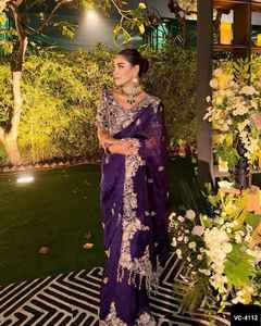 Sari traditionnel indien en soie pure Rangoli avec broderie Codding C Pallu et bordure en point de croix, sari et chemisier - Product Image 3