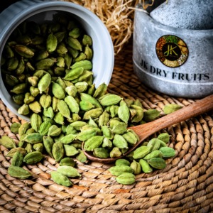 Cardamomo Verde Fresco Natural a Precio Económico, Especia Entera de Primera Calidad, Suministro a Granel para Uso en Cocinas Comerciales - Product Image 4