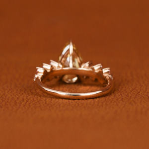 Anillo de compromiso clásico de plata esterlina para mujer, lujoso laboratorio de pera amarilla, creado con doble Diamante, configuración pavimentada, certificado IGI - Product Image 4