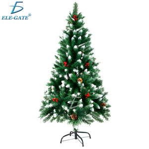 Albero di Natale Artificiale di Alta Qualità, 210m di Altezza, 180cm Verde con Effetto Neve, Pigne e Frutti Rossi per Decorazioni Domestiche - Product Image 4