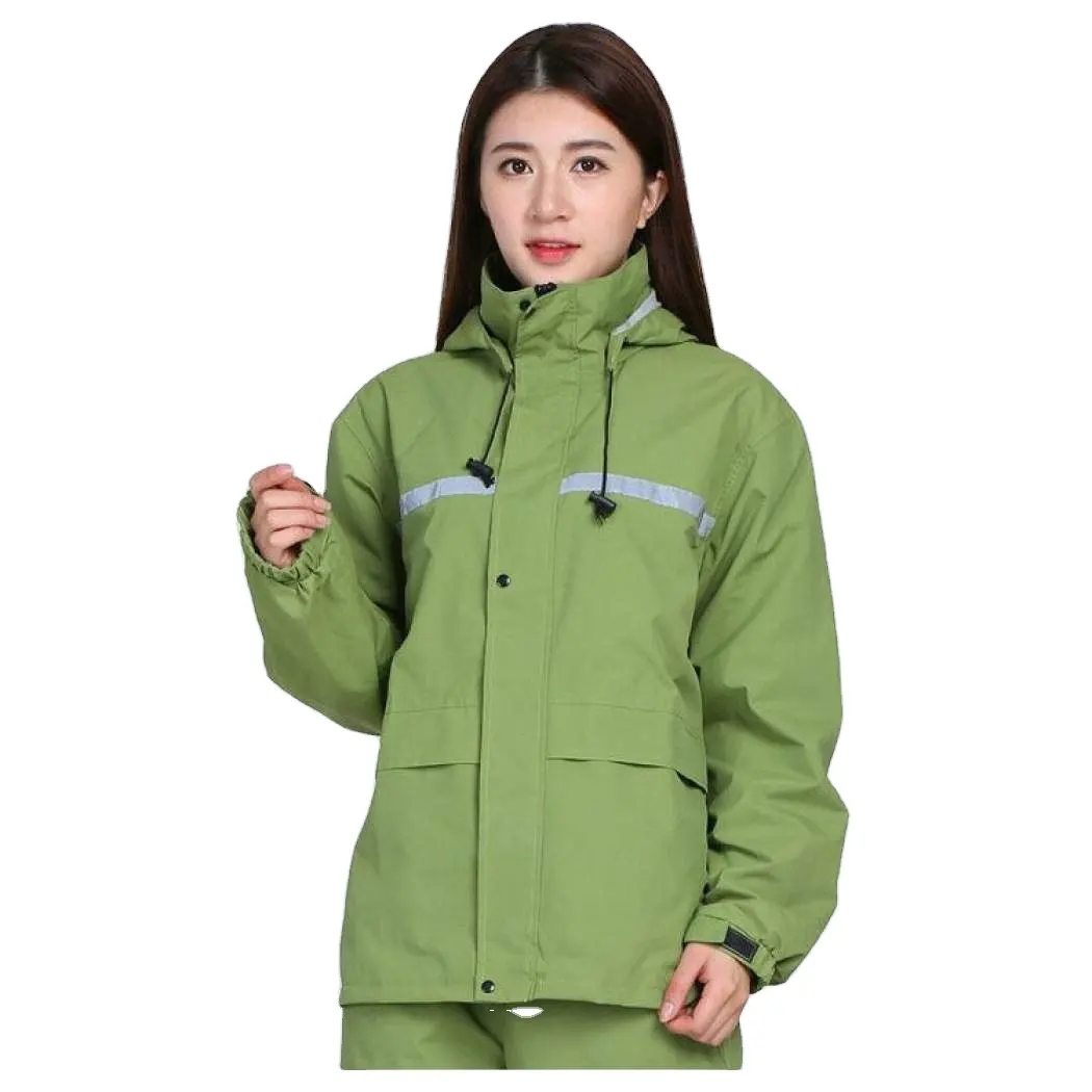 Latest Design Women's Lightweight Hooded Raincoat Waterproof Packable Active Outdoor Women's Blouson Rain Jacket For Women