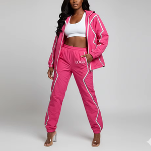 Survêtement pour femmes en velours, service OEM, respirant, vente en gros, grande taille, hiver, 2 pièces, à capuche, manches longues, décontracté, haute qualité - Product Image 1