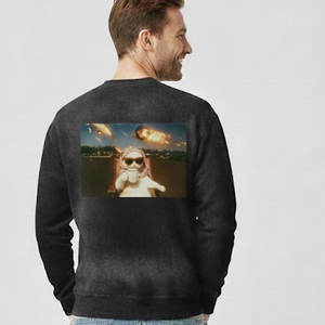 เสื้อสเวตเชิ้ตลำลองแบบมินิมอล ดีไซน์เรียบง่าย ผลิตจากผ้าฟลีซเนื้อนุ่ม สวมใส่สบาย เหมาะสำหรับการแต่งตัวสไตล์สตรีทในชีวิตประจำวัน - Product Image 3