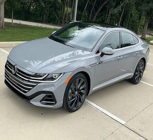 Offre exceptionnelle : Volkswagen Arteon 2.0T SEL R-Line 4Motion d'occasion 2023, prêt à être expédié - Product Image 1