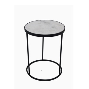 Nouveau meuble décoratif Table d'appoint ronde en fer et en marbre Table basse au design de luxe blanc pour salon chambre à coucher à la main - Product Image 1