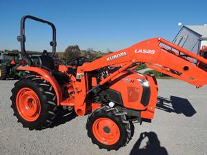 Tracteur à roues d'occasion L3301 220 CV Plus de 50 000 heures d'utilisation Origine France Testé et inspecté pour l'agriculture et l'aménagement paysager - Product Image 5