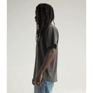 T-shirt style rue abordable coupe ample Shaka Wear T-shirt surdimensionné en coton à manches tombantes et épaules tombantes - Product Image 6