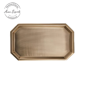 Plateau de service rectangulaire élégant en laiton avec finition lisse Vaisselle élégante pour salle à manger et décoration intérieure - Product Image 1
