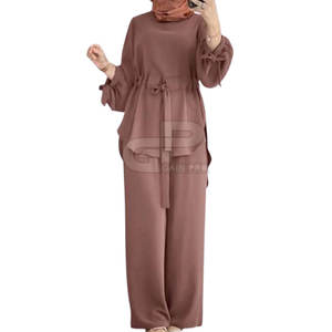 ชุดเซ็ตสองชิ้นสำหรับผู้หญิง ผ้าเนื้อนุ่ม เสื้อและกางเกงทรงโอเวอร์ไซส์ เหมาะสำหรับใส่ลำลองและเดินทาง - Product Image 2