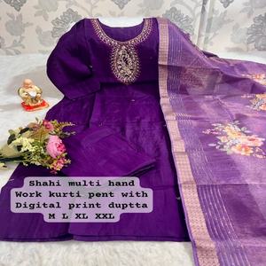 Aspecto elegante Colección Premium Color increíble Muselina y viscosa de la mejor calidad con pantalones Kurti y Dupatta hechos a mano - Product Image 1