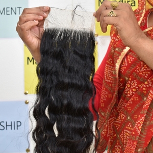 Extensions de cheveux humains Remy non traités, alignés sur les cuticules, en gros, fermeture 5*5, ondulés, vierges, indiens, 10-32 pouces, double trame à la machine - Product Image 3