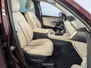 Mazda CX-90 3.3 Turbo Premium Plus 2024 Usado en Excelentes Condiciones - Product Image 4