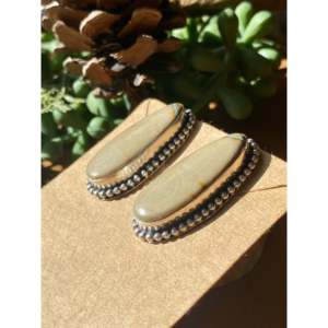 Pendientes Colgantes Hechos a Mano en Estilo Navajo con Turquesa y Plata de Ley, Forma de Gota de Agua - Product Image 3