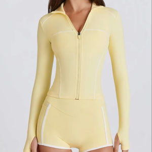 2025 Top meilleure qualité vêtements de sport ensemble femmes Sport personnalisé Fitness porter taille haute short avec veste Fitness Yoga porter ensemble vêtements - Product Image 1