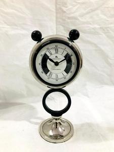 นาฬิกาตั้งโต๊ะทำจากทองเหลืองหรูหราหน้าปัดควอตซ์ลายดอกไม้ดีไซน์แบบคลาสสิกสไตล์โบราณสำหรับวางบนโต๊ะทำจากโลหะ - Product Image 4