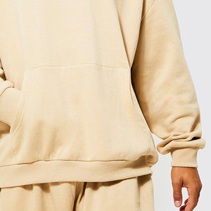 Survêtements à capuche personnalisés OEM pour hommes, pantalons évasés, ensemble de jogging deux pièces à superposition avec bord à ourlet brut en coton imprimé pour l'hiver - Product Image 6