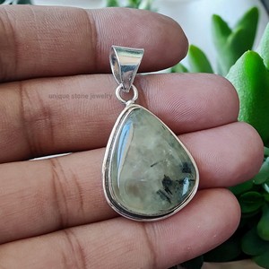 Beau collier en argent sterling 925 fait à la main avec des pierres précieuses Prehnite plaqué or bijoux de déclaration en pierre naturelle pour les femmes - Product Image 3