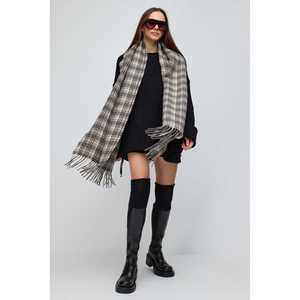 Pull en tricot décontracté surdimensionné à coupe standard - Product Image 1