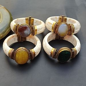 กำไลข้อมือทองเหลืองเคลือบเงาสไตล์วินเทจสุดหรูกำไลข้อมือแฟชั่นสไตล์คลาสสิกแบบโบราณพร้อมสายโซ่สำหรับผู้หญิง - Product Image 1