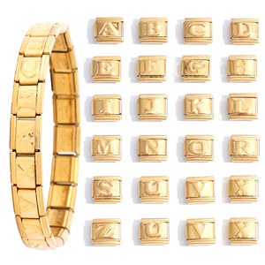 Venta al por mayor iniciales oro Acero inoxidable <span class=keywords><strong>italiano</strong></span> encanto pulsera 26 letras inglesas encanto enlace DIY <span class=keywords><strong>italiano</strong></span> encantos pulsera - Product Image 1