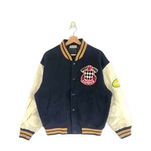 เสื้อโค้ทกันลมไซส์ใหญ่สำหรับผู้ชาย สไตล์ลำลองสำหรับกิจกรรมกลางแจ้ง ทรงโอเวอร์ไซส์ ซิปหน้า สตรีทแวร์ แต่งผ้าแบบแพทช์เวิร์ค ทรงเบสบอล คอตั้ง สำหรับฤดูใบไม้ร่วง - Product Image 1