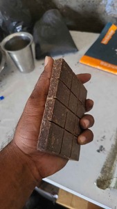 Fournisseur direct d'usine, cubes de briquettes solides pour les barbecues et la cuisine en plein air, disponibles en grande quantité - Product Image 3