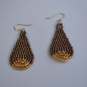 Pendientes Modernos de Cuentas de Vidrio con Diseño Turquesa y Flecos en Cascada, Joyería Única, Regalo de MS Handicraft - Product Image 1
