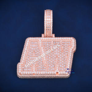 Lujoso nuevo colgante de letra AW Hip Hop personalizado completamente busto hacia abajo en diamantes de moissanita de corte redondo y Baguette de Plata de Ley 925 - Product Image 1