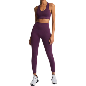 Vente en gros Meilleure Vente Taille Adulte Séchage Rapide Ensemble de Yoga pour Femmes Spandex Matériel Respirant Sans Couture Extensible Ensemble de Yoga OEM - Product Image 1