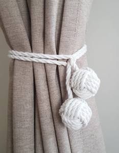 Attache de rideau en forme de poing de singe, attaches de rideau en macramé, attaches de rideau en corde de coton, attaches de rideau blanches, attaches de rideau nautiques - Product Image 1